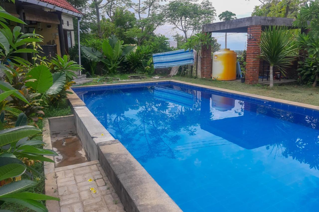 Oyo 3070 Villa Lovina Eco Lodge Bagian luar foto