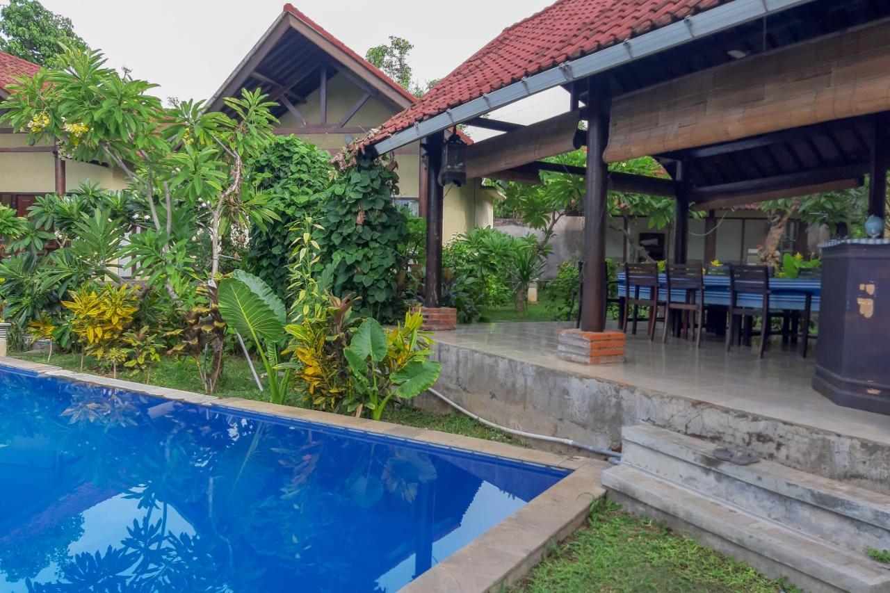 Oyo 3070 Villa Lovina Eco Lodge Bagian luar foto