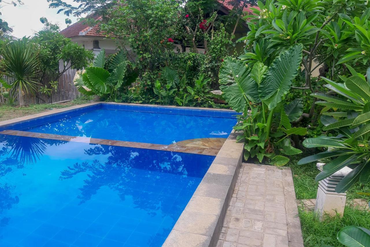 Oyo 3070 Villa Lovina Eco Lodge Bagian luar foto